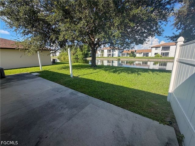 626 SE 13th PL, Cape Coral, FL 33990