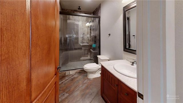 15211 Haynes Road, Rogers, AR 72756