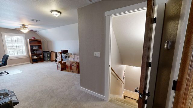 15211 Haynes Road, Rogers, AR 72756