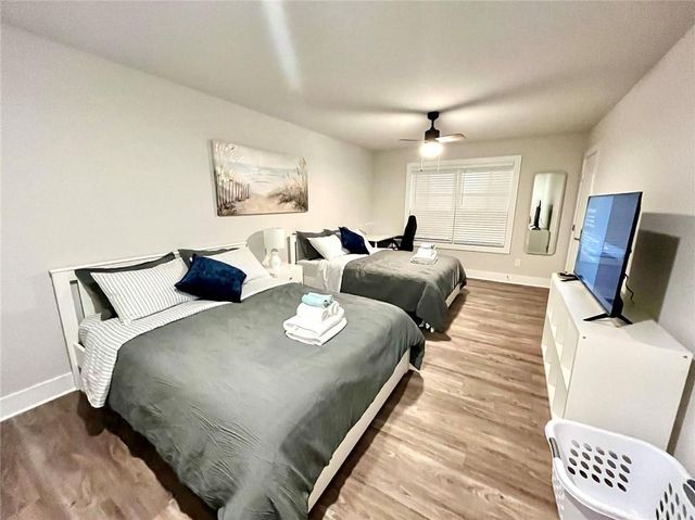 1170 Lakeshore Drive, Gainesville, GA 30501