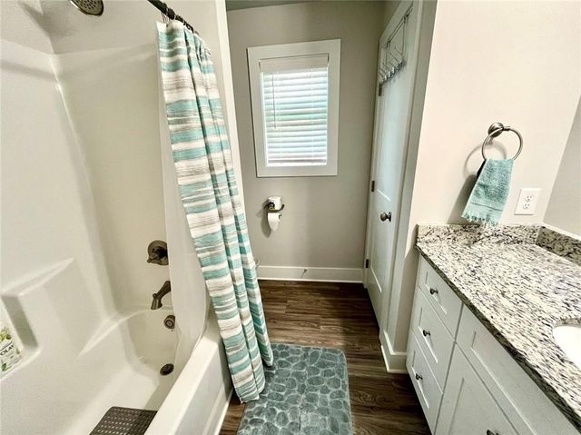 1170 Lakeshore Drive, Gainesville, GA 30501