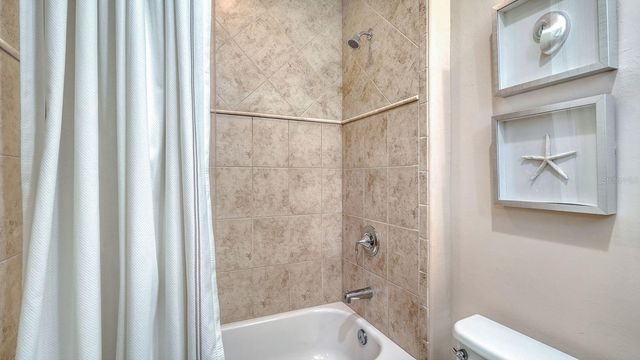 7975 MATERA COURT, Lakewood Ranch, FL 34202