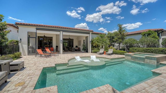 7975 MATERA COURT, Lakewood Ranch, FL 34202
