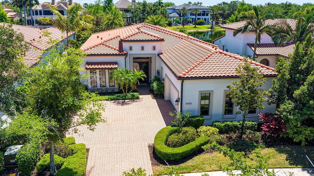 7975 MATERA COURT, Lakewood Ranch, FL 34202