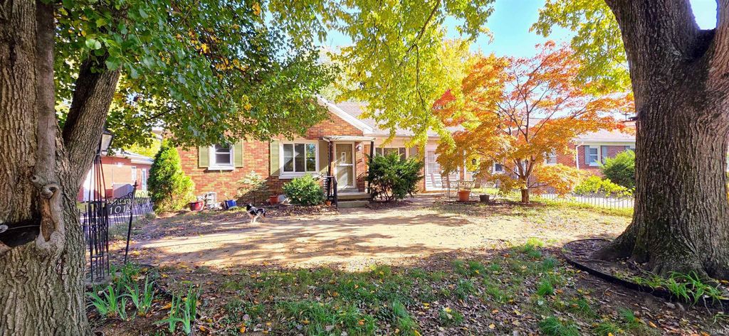 1101 N Spring Street, Evansville, IN 47711