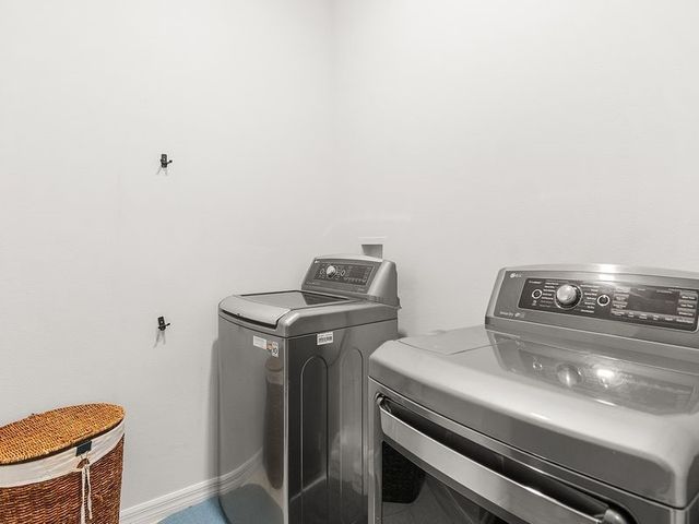 602 Gossamer Wing Way, Sebastian, FL 32958