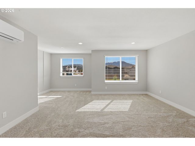 4011 Sw ROYAL Ave, Gresham, OR 97080