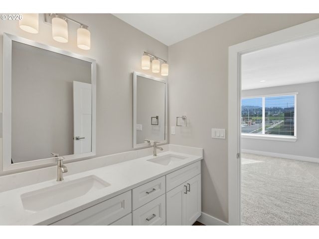 4011 Sw ROYAL Ave, Gresham, OR 97080