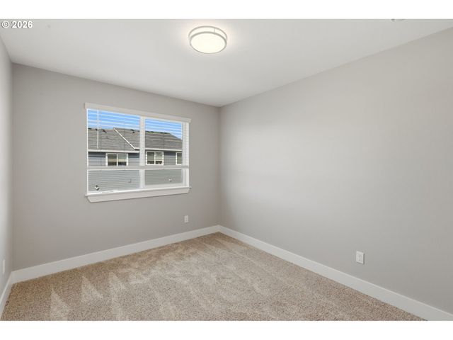 4011 Sw ROYAL Ave, Gresham, OR 97080