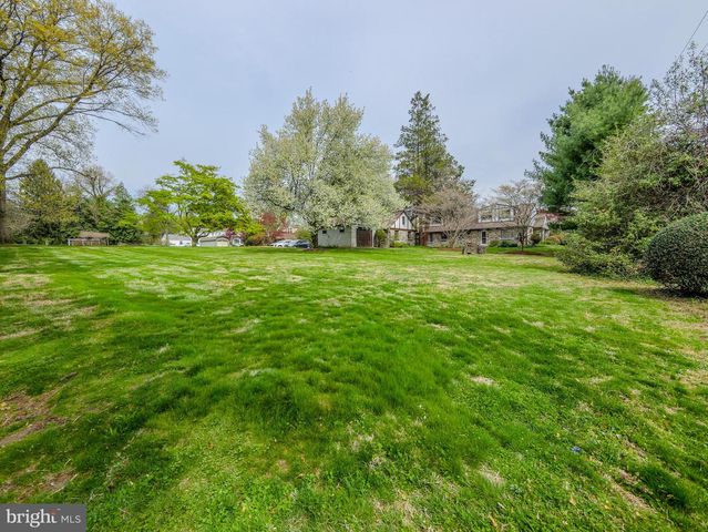153 W ROSE VALLEY RD, Rose Valley, PA 19086