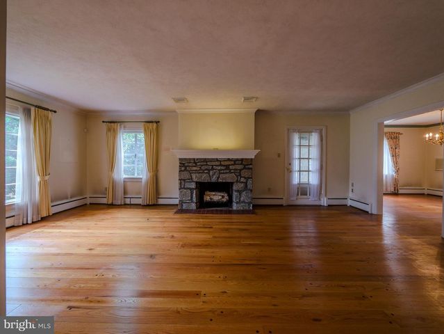153 W ROSE VALLEY RD, Rose Valley, PA 19086