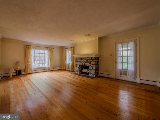 153 W ROSE VALLEY RD, Rose Valley, PA 19086