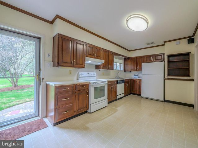 153 W ROSE VALLEY RD, Rose Valley, PA 19086