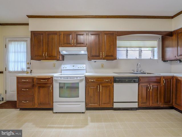 153 W ROSE VALLEY RD, Rose Valley, PA 19086