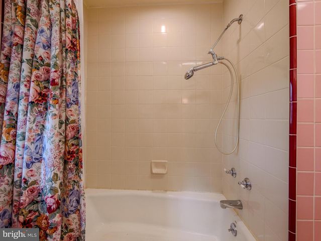 153 W ROSE VALLEY RD, Rose Valley, PA 19086
