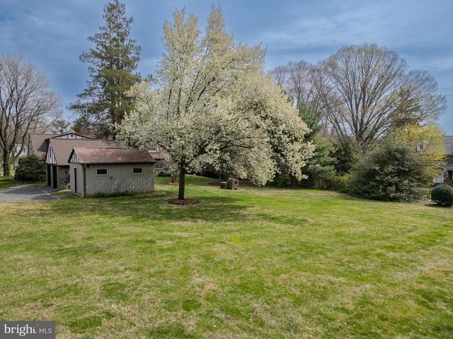 153 W ROSE VALLEY RD, Rose Valley, PA 19086