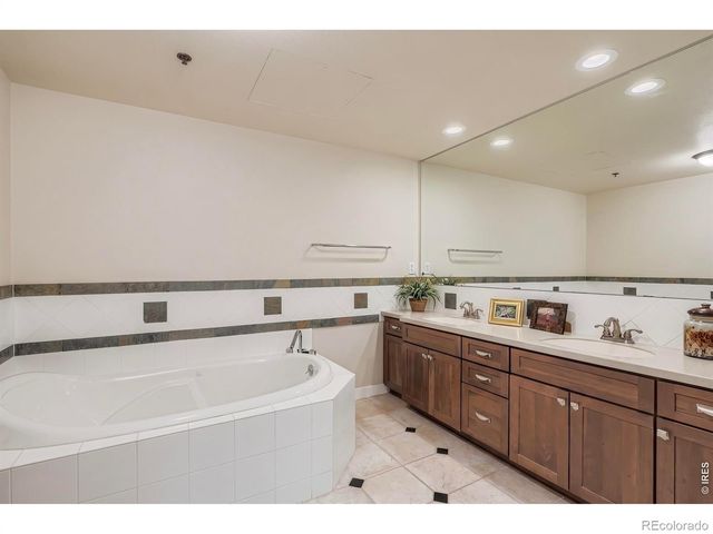 1499 Blake Street 4G, Denver, CO 80202