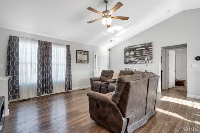 29493 Walnut View Drive, Wright City, MO 63390