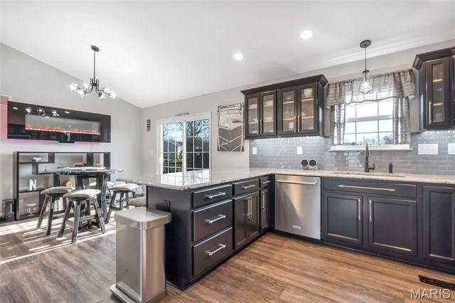 29493 Walnut View Drive, Wright City, MO 63390