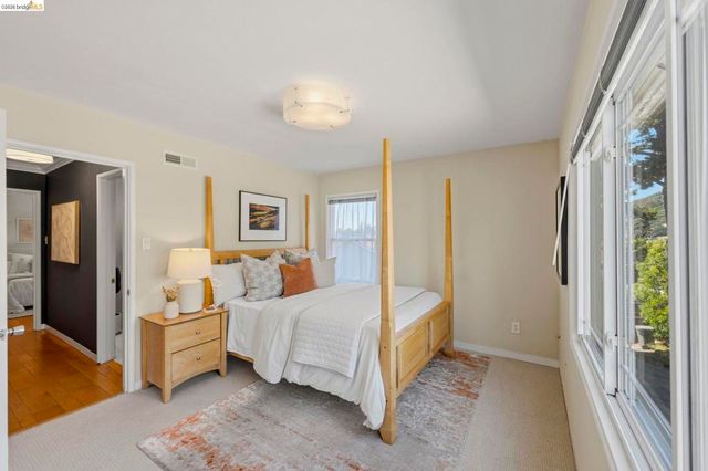 7307 Sunkist Drive, Oakland, CA 94605