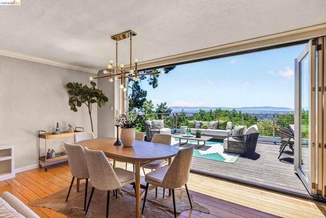 7307 Sunkist Drive, Oakland, CA 94605
