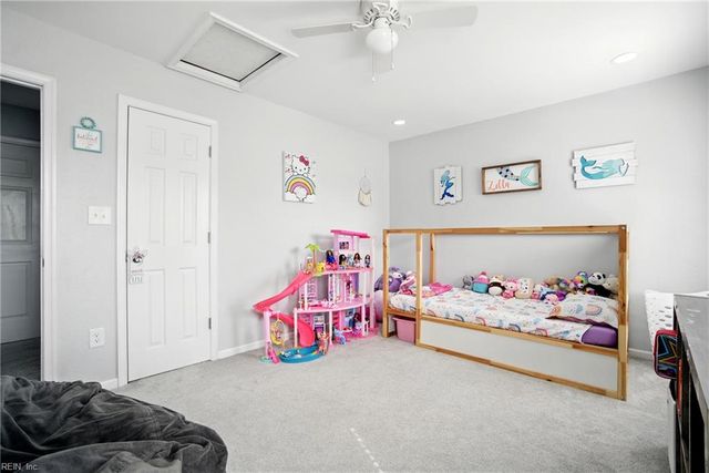1953 Gravenhurst DR, Virginia Beach, VA 23464