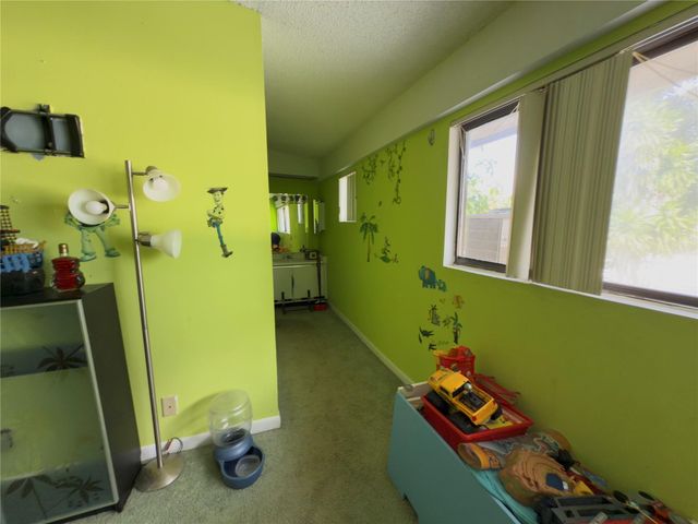 4281 NW 76th Ave 4281, Davie, FL 33328