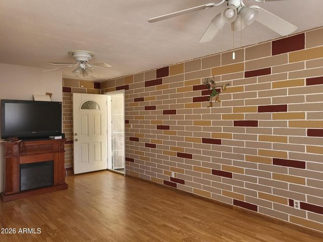 8220 E GARFIELD Street M207, Scottsdale, AZ 85257