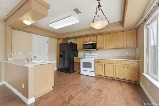 21430 E 42nd Avenue, Denver, CO 80249