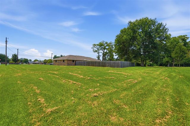388 N Perkins Ferry Road, Lake Charles, LA 70611