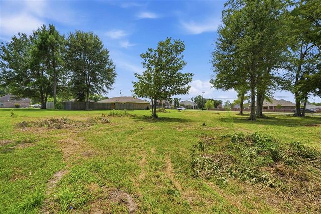 388 N Perkins Ferry Road, Lake Charles, LA 70611