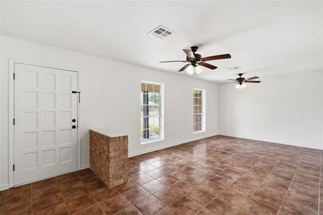 388 N Perkins Ferry Road, Lake Charles, LA 70611