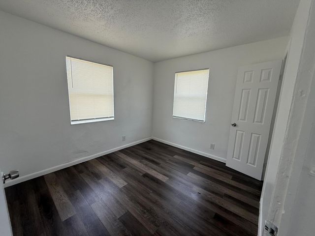 1021 Henrietta Avenue 1, West Palm Beach, FL 33401