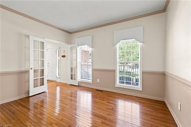 4354 Clovelly Drive, Greensboro, NC 27406