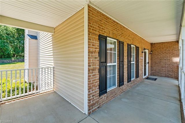 4354 Clovelly Drive, Greensboro, NC 27406