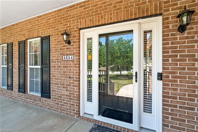 4354 Clovelly Drive, Greensboro, NC 27406
