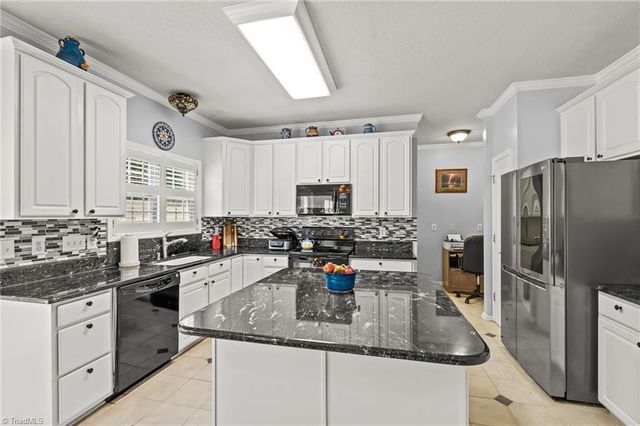 4354 Clovelly Drive, Greensboro, NC 27406