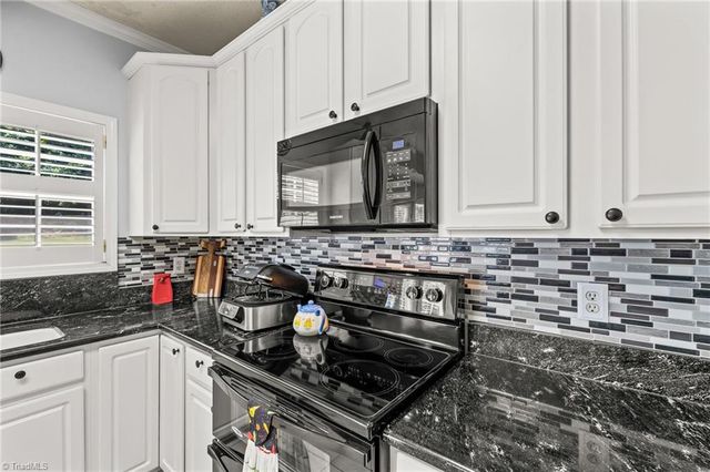 4354 Clovelly Drive, Greensboro, NC 27406