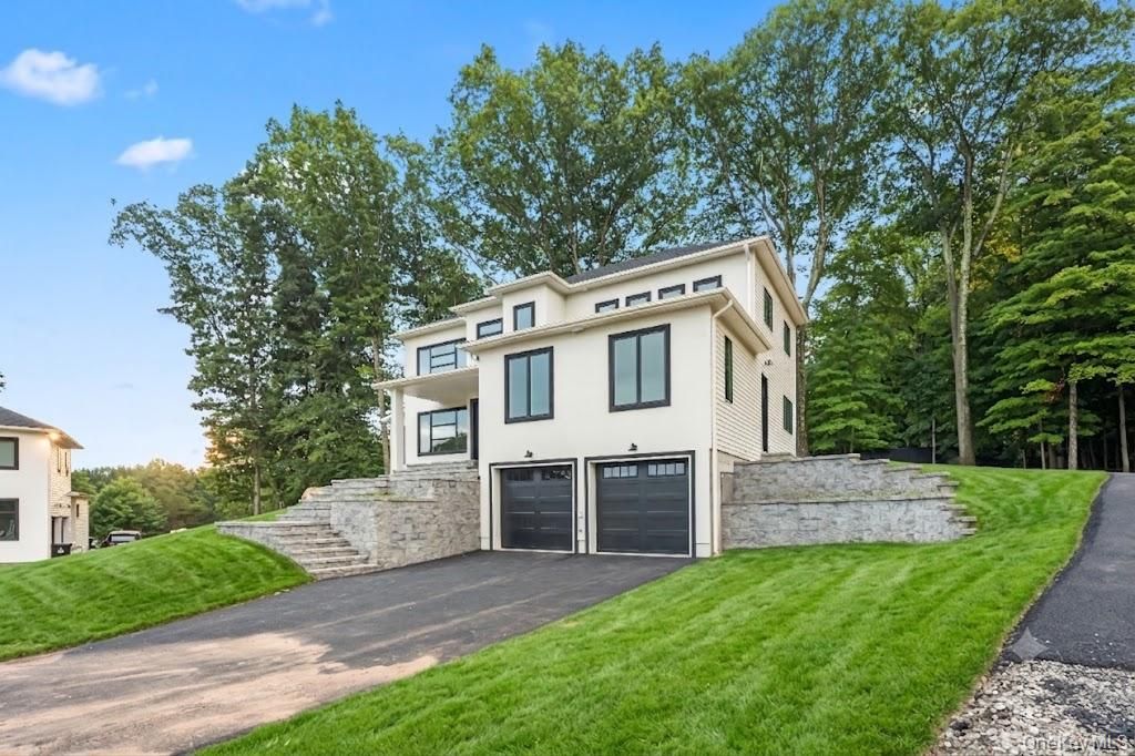 22 Argo Lane, Spring Valley, NY 10977