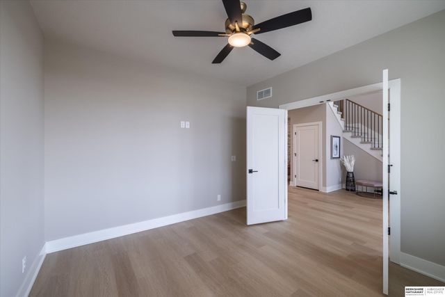 21907 Parkview Drive, Gretna, NE 68028
