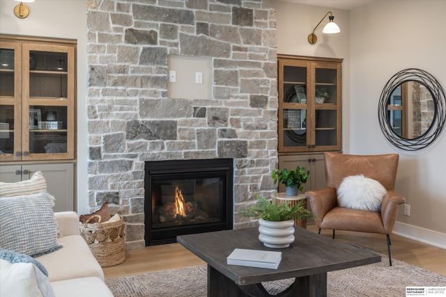 21907 Parkview Drive, Gretna, NE 68028