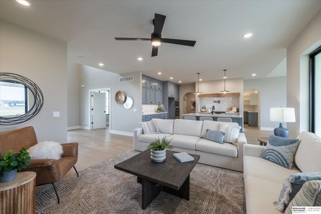 21907 Parkview Drive, Gretna, NE 68028