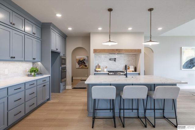 21907 Parkview Drive, Gretna, NE 68028