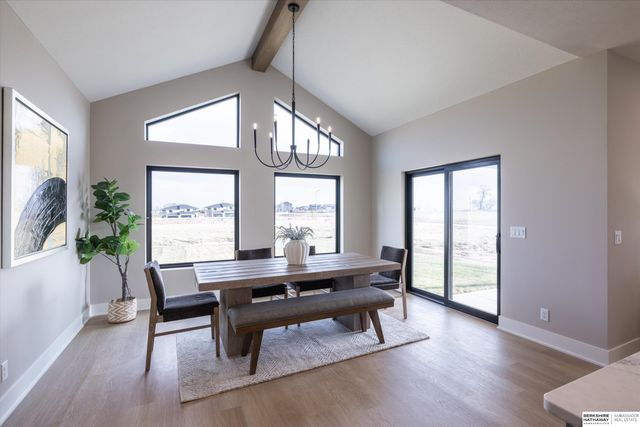 21907 Parkview Drive, Gretna, NE 68028