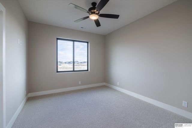 21907 Parkview Drive, Gretna, NE 68028