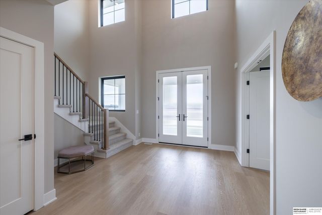 21907 Parkview Drive, Gretna, NE 68028