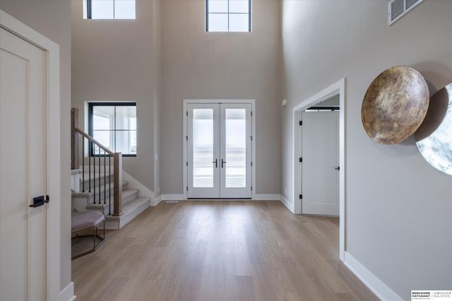 21907 Parkview Drive, Gretna, NE 68028
