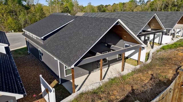 65 Ables Way, Ringgold, GA 30736