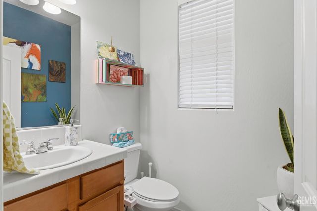 1808 New Riders Street, Bakersfield, CA 93311