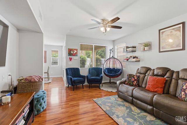 1808 New Riders Street, Bakersfield, CA 93311